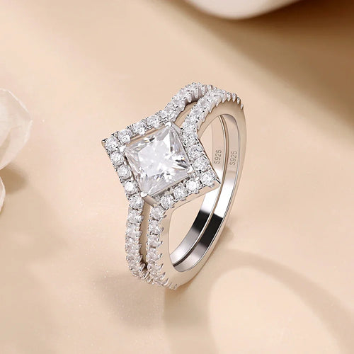 1CT Princess Cut Moissanite Engagement Ring