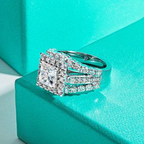 Princess Cut Moissanite Engagement Ring
