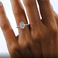 4 Prong Setting Oval Cut Simulated Diamond Ring for Women