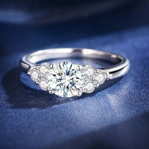 1CT Sparkling Classic Wedding Band Engagement Party Ring Women Round cut