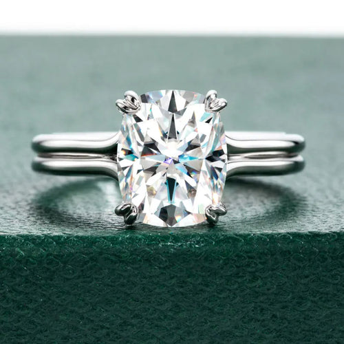 4.0ct Cushion Cut Moissanite Engagement Rings For Women
