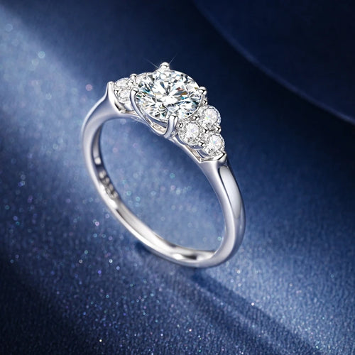 1CT Sparkling Classic Wedding Band Engagement Party Ring Women Round cut