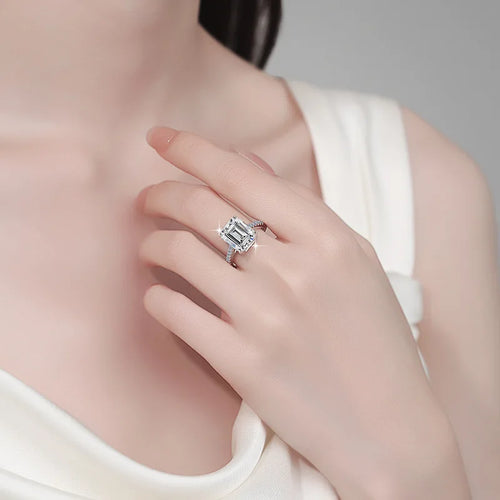 Emerald Cut PT950 Platinum 5CT Moissanite Ring Women's Luxury