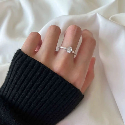 2ct Oval Cut Moissanite Engagement Rings for Women