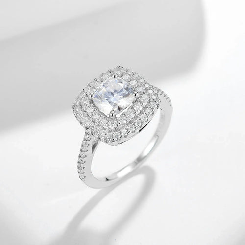 Cushion Cut 1.5ct Moissanite Engagement Ring