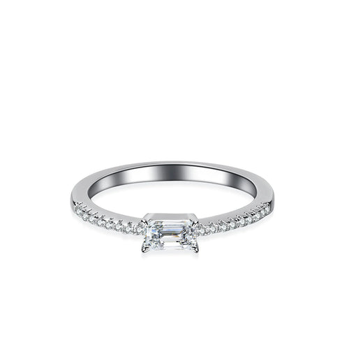 0.5CT D VVS1 Emerald Radiant Cut Moissanite Rings