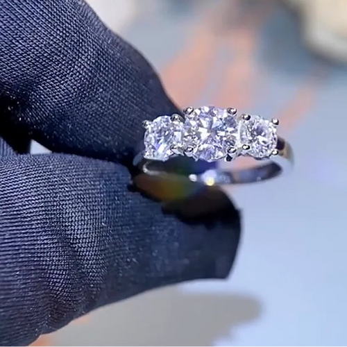 Moissanite Engagement Rings 2ct D Color VVS1 Clarity Round Brilliant Cut