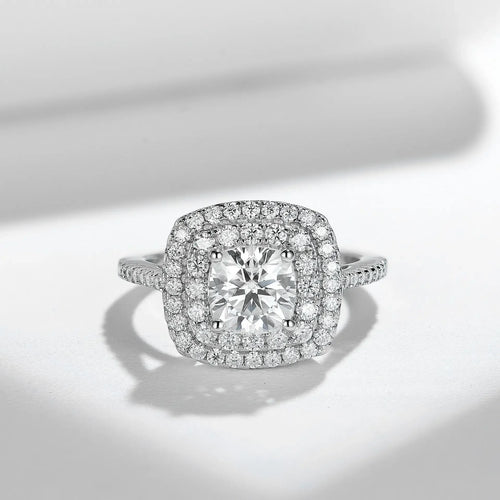 Cushion Cut 1.5ct Moissanite Engagement Ring
