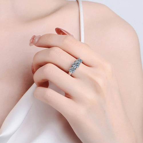 Moissanite Engagement Rings 2ct D Color VVS1 Clarity Round Brilliant Cut