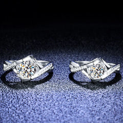 18K Gold Moissanite  D Color VVS1 Diamond Round cut