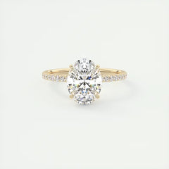 4 Prong Setting Oval Cut Simulated Diamond Ring for Women