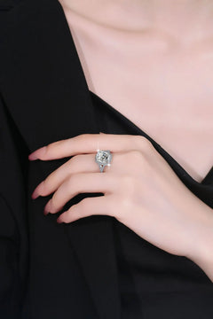 Moissanite 4 Carat PT950 Platinum Cushion-Cut Women's Ring