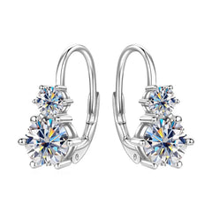 925 silver 1.3 carat*2 moissanite earrings  .
