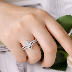 1CT Princess Cut Moissanite Engagement Ring