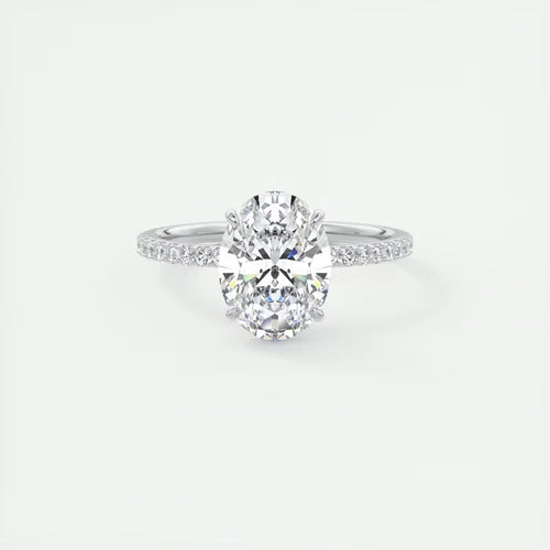 4 Prong Setting Oval Cut Simulated Diamond Ring for Women